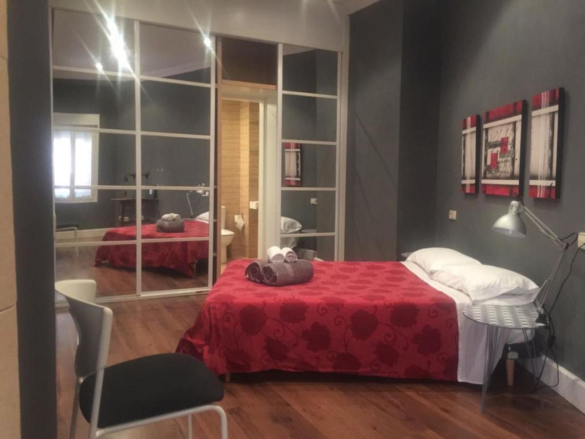 Divi Apartments Martinez Montanes Sevilla Eksteriør billede