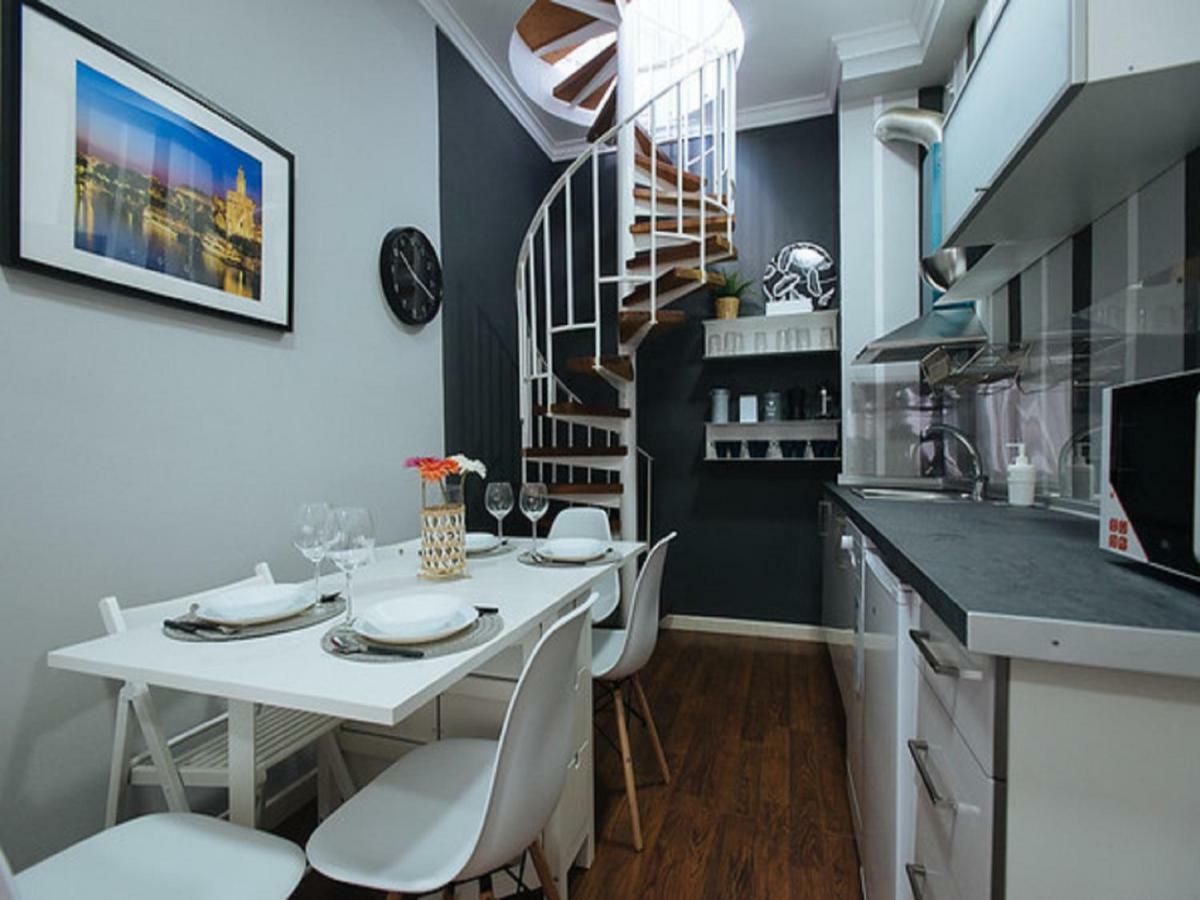 Divi Apartments Martinez Montanes Sevilla Eksteriør billede